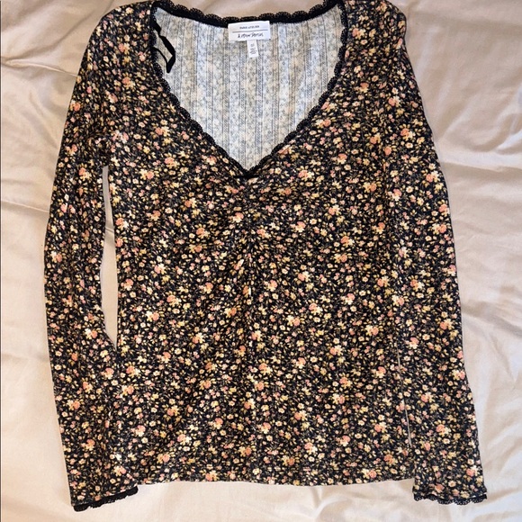 & Other Stories Floral Long Sleeve - Picture 2 of 3